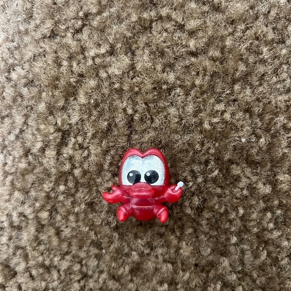 Disney Doorables Series 6 Jeweled Princess Figurine – Little Mermaid – Sebastian - Picture 2 of 5